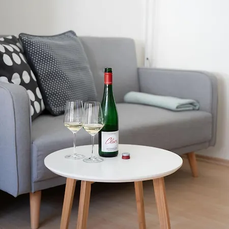 Ferienwohnung Weingut Claes Schmitt Erben Trittenheim Exterior foto