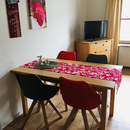 Ferienwohnung Weingut Claes Schmitt Erben Trittenheim Exterior foto