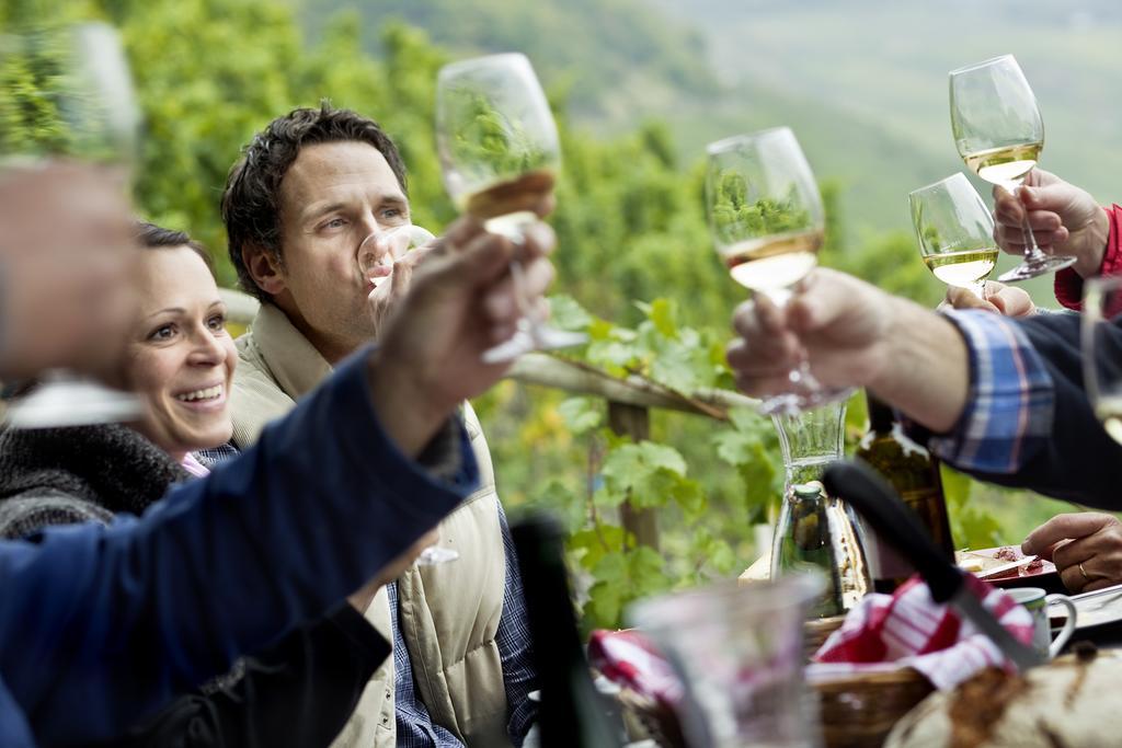 Weingut Claes Schmitt Erben * Trittenheim